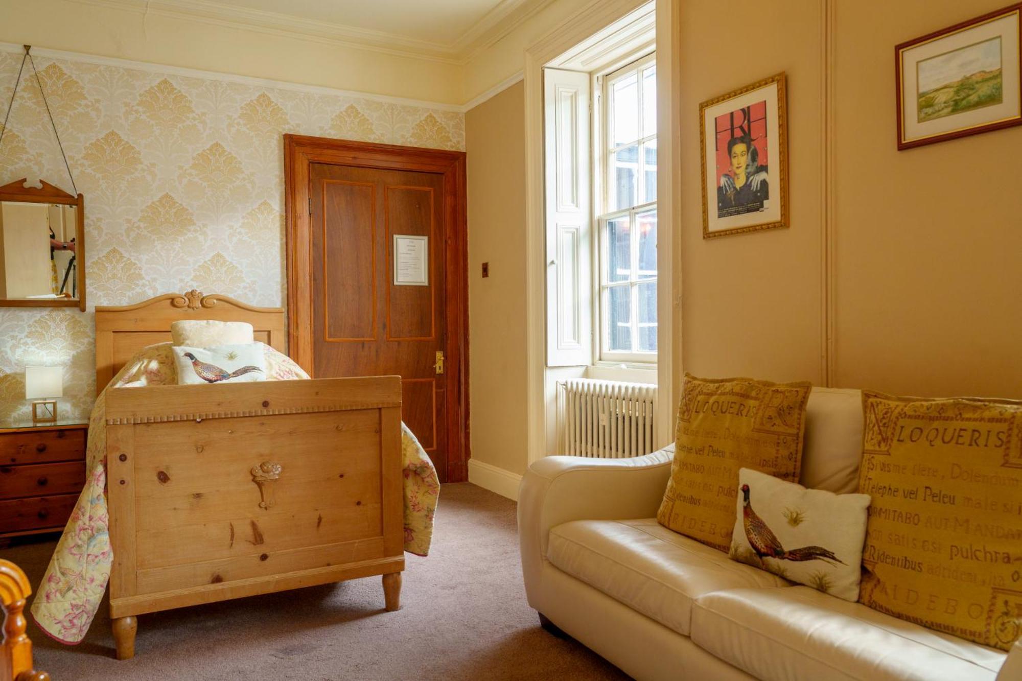 Harrisons Hall Bed & Breakfast Hotel Mold Exterior foto